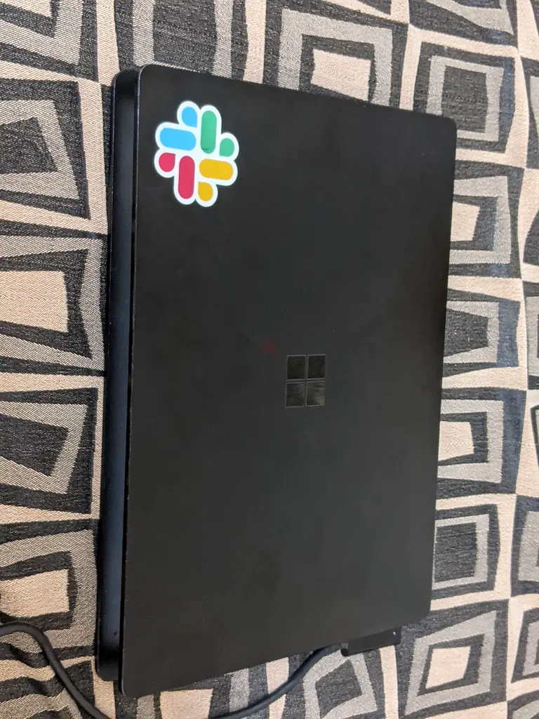 Surface laptop 363196149239042111