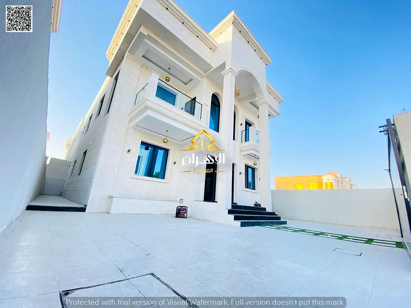 Classic villa for sale, residential and commercial, directly on Al-Tala Street, area 4300 square feet, freehold and without annual fees63878506028033110