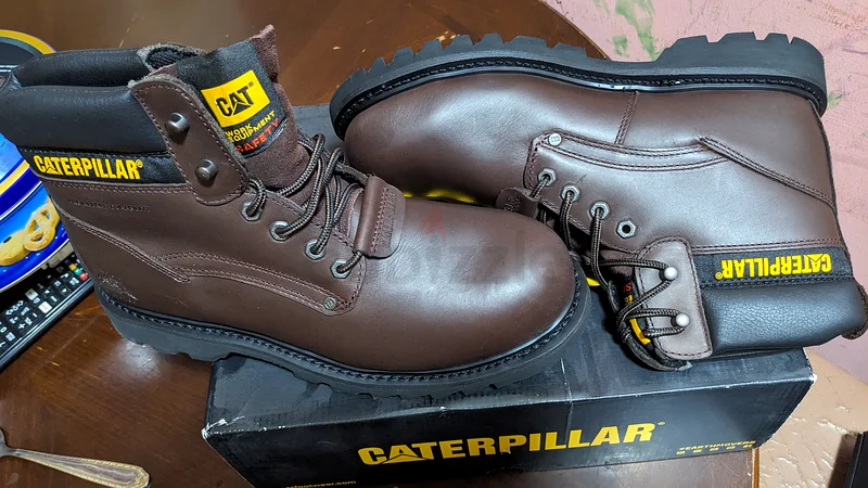 Cater pillar Safety boot63202683103617111