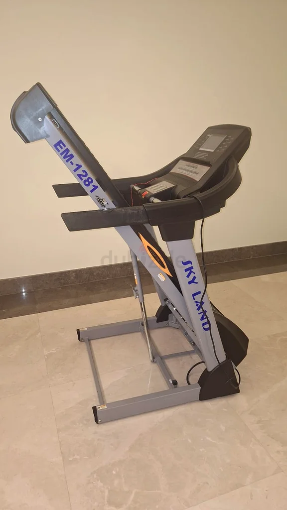 Sky land treadmill for sell63198150472705112