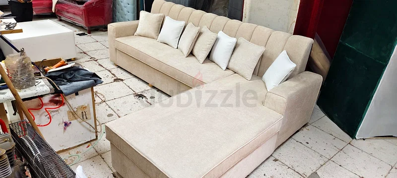 We do sofa repair and upholstery63437620666498112