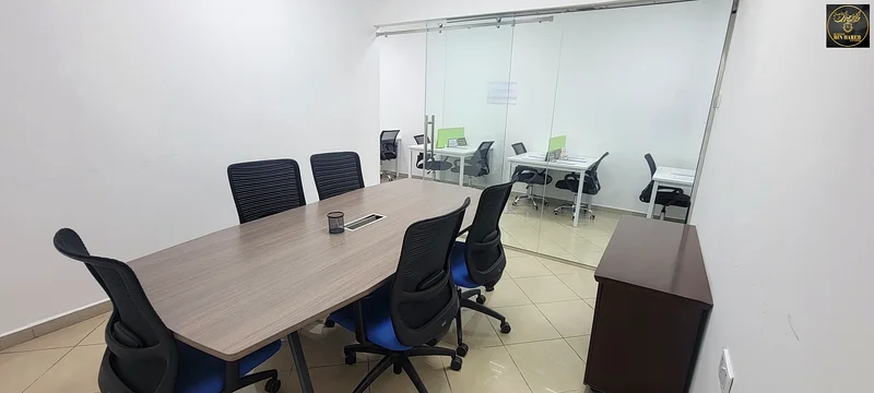 Co- work Space tables with Ejari for  new or renew Trade License63220803243395111