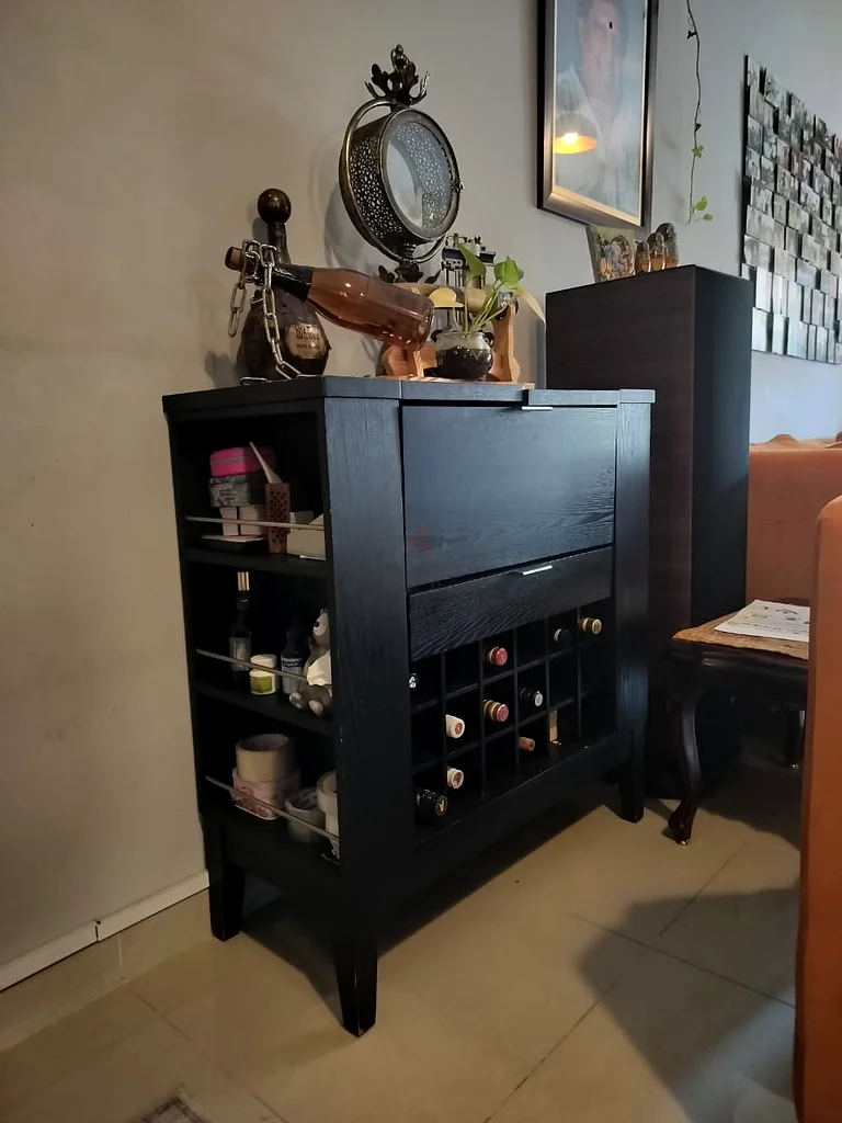Stylish Black Bar Unit63209353079297112