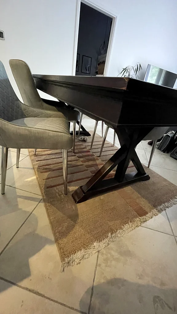 Table and chairs63211917694211112