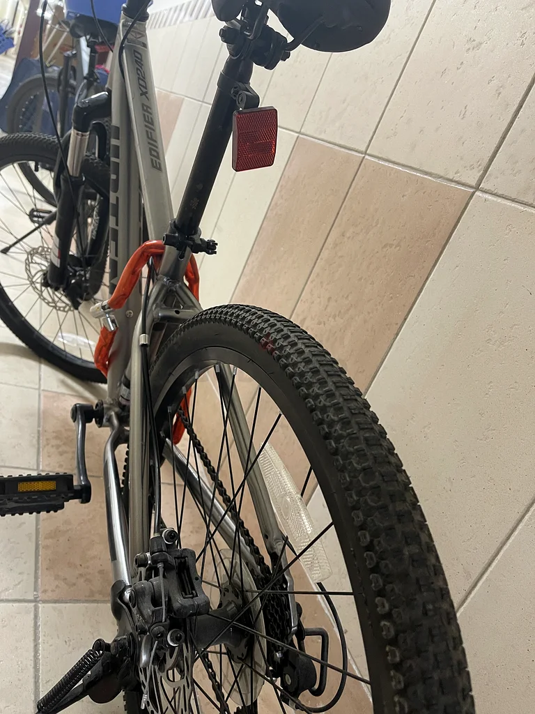 Ride in Style with a Quality UPTEN Mountain Bike!.. rarely used.. . free pump and helmet..63201169974018113