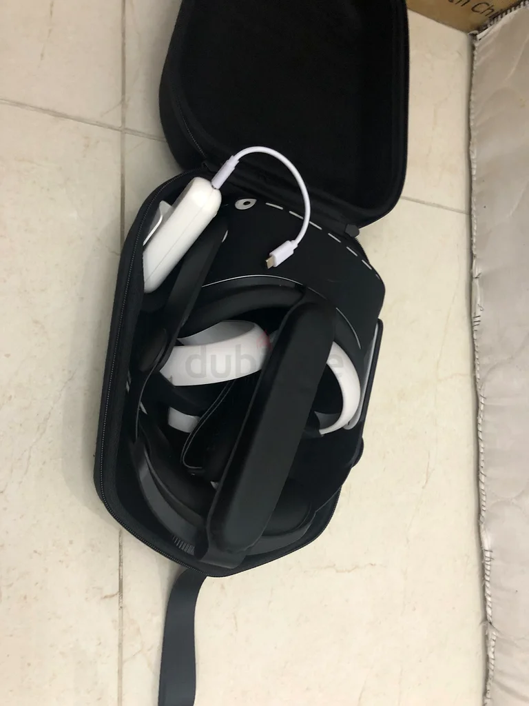 Vr quest 2 with many accessories! (Negotiable)63196146737537112