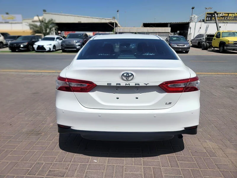 Toyota Camry LE63401308069506112
