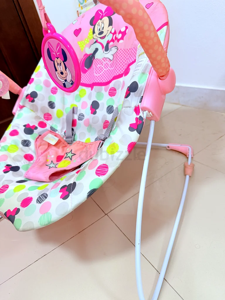 Cute Minnie Mouse Bouncer for Your Little One!63203189384577110