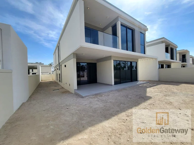 4 BR | Single Row | Close to pool63930523165186111