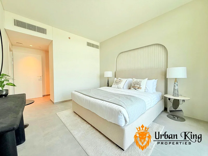 LUXURY | PRIME LOCATION | 0 COMMISSION64032580231809113