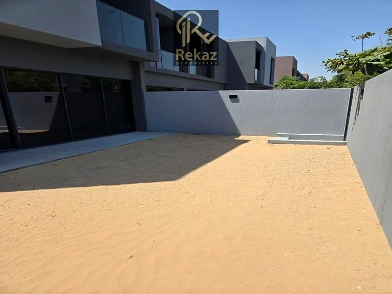 زاوية كاملة - وحدة فسيحة - جاهزة للانتقال إليها63298214372481112
