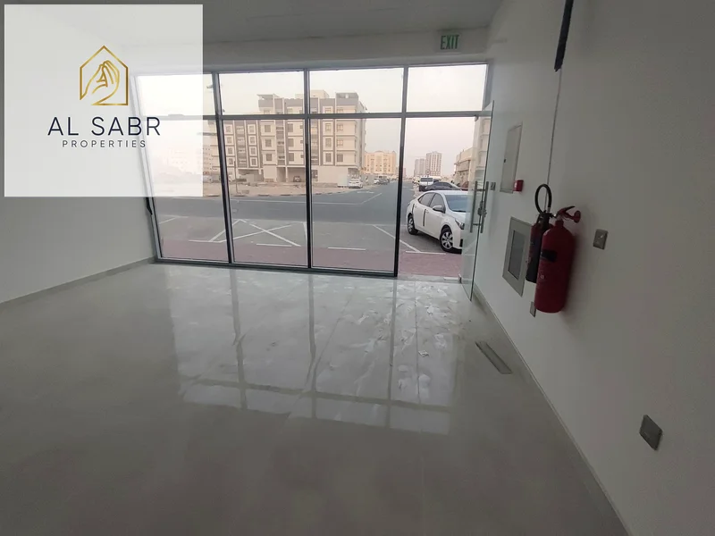 متجر للإيجار في الجرف 3، عجمان – وصول إلى الطريق الرئيسي63221328071938113