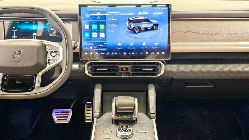 JETOUR - T2 - V 4 TURBO - 2025 -  UNDER WARRANTY FROM AGENCY - GCC SPECS - 0KM - SILVER MET COLOUR63398518353795112