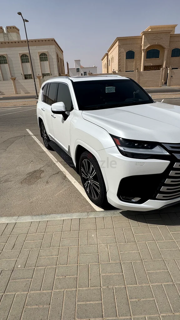 لكزس LX600 سيقنجر موديل 2024 ماشيه km50،00063225702350722113