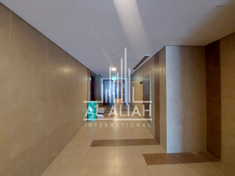 Elegant 3BHK with maid room, pool, gym, parking, and balcony | Views of Gate Towers & Sorbonne University63403403181569113
