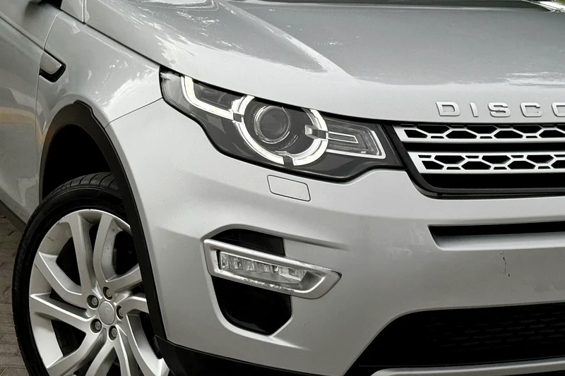 Land Rover Discovery Sport HSE Luxury 2016 GCC Specs (Full Al Tayer Service History / 2 Keys)63227779851778114
