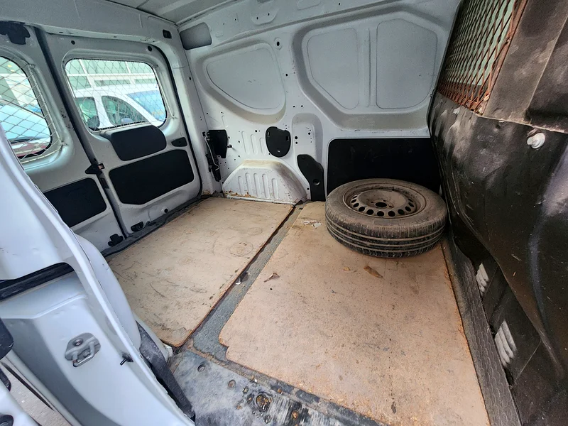 Renault Dokker 2017 (cargo van)63222312288897113