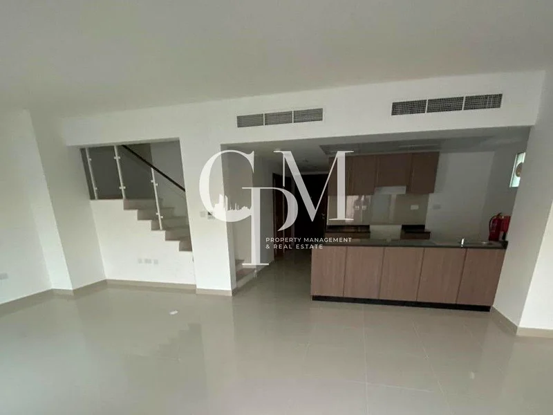 Opulent Corner Villa | Upgraded to 5 Bedrooms | Elite Family Home63839076204035112