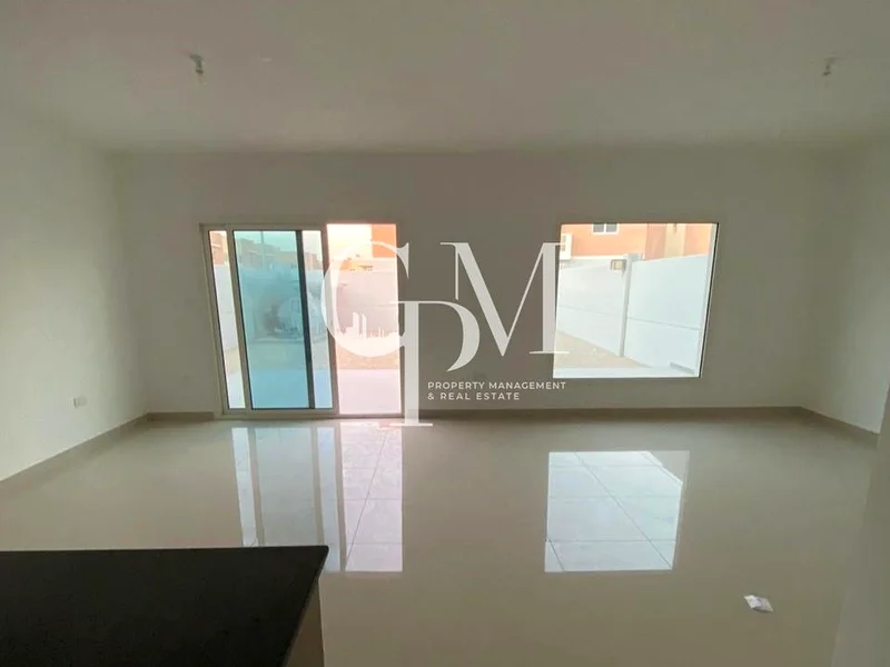 Opulent Corner Villa | Upgraded to 5 Bedrooms | Elite Family Home63839076204035111