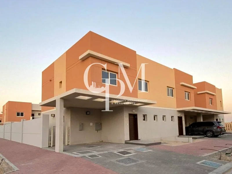 Opulent Corner Villa | Upgraded to 5 Bedrooms | Elite Family Home63839076204035110