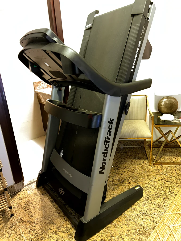 NordicTrack Commercial Treadmill63198147334785111