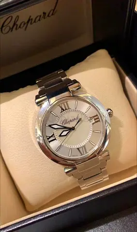 ساعه شوبارد امبريال جديدة مقاس كبير تعتبر نادره حاليا وشبه مقطوعه مع كامل المرفقات بسعر مغري جدا