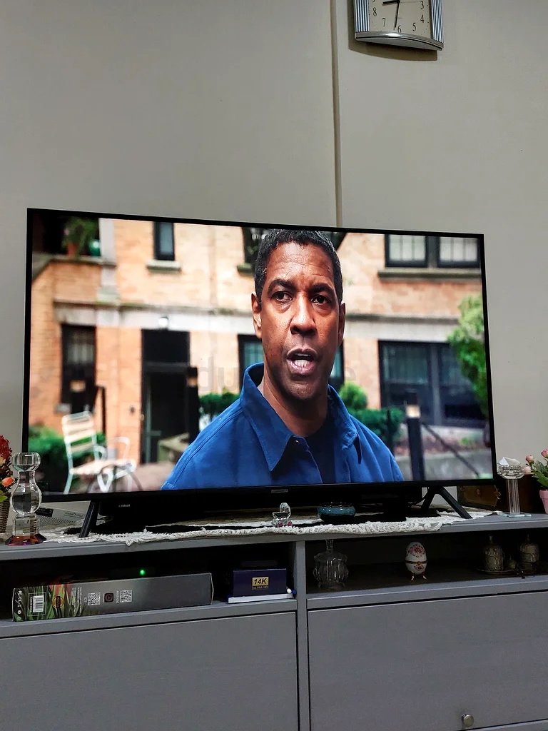 Stunning LED TV for Sale - Perfect Picture Quality!63194612884098112