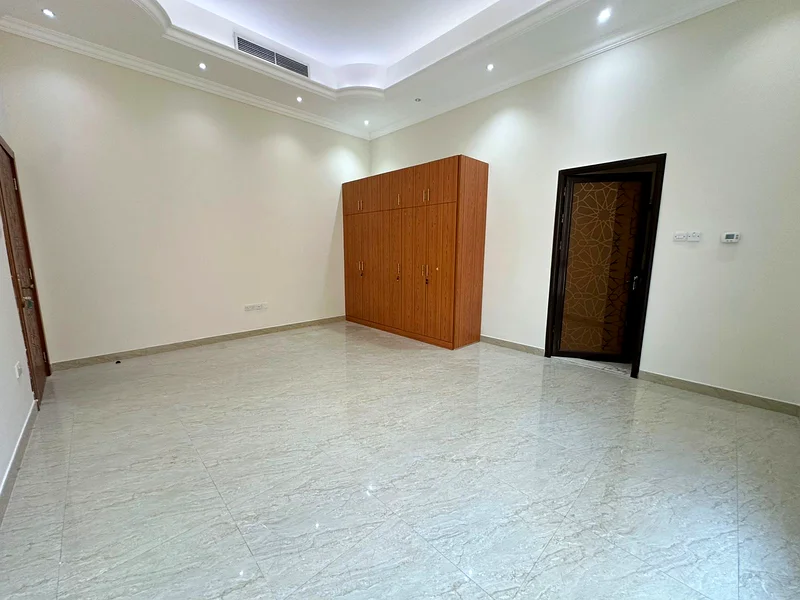 Big master room63218791737474114