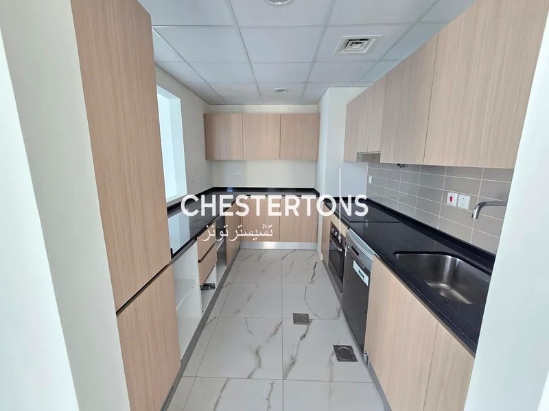 Overlooking Park | Corner Unit | Cash Buyer Only63991820749570112
