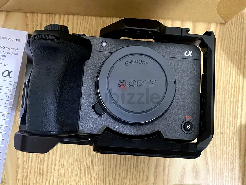 sony FX30 + Sony T* E 24mm f/1.8 Sonnar T* lens fx 30 , fx3. a7iv63201693832961111