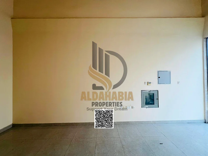 🏪💼 محلان تجاريان للإيجار – الجرف 3، عجمان | بأسعار معقولة، وموقع مميز، وجاهزان للسكن63221328018947114
