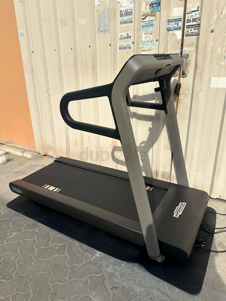 Technogym my run brand new out of box.  Never used63198628554241112
