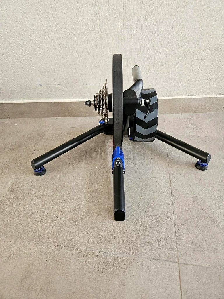 Wahoo Kickr v5 in perfect condition63199636591747114