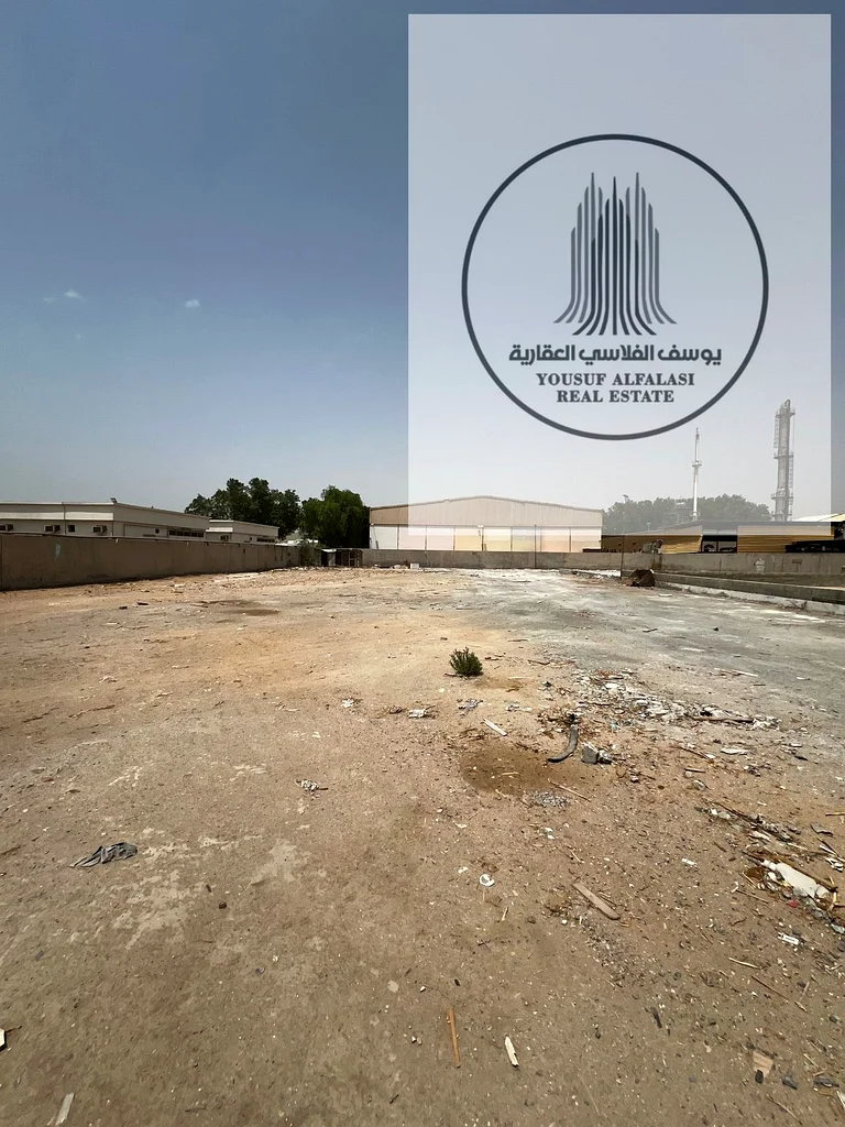 أرض مسيجة ممتازة للإيجار في أم القيوين | 58000 قدم مربع في موقع صناعي رئيسي63219812266370112