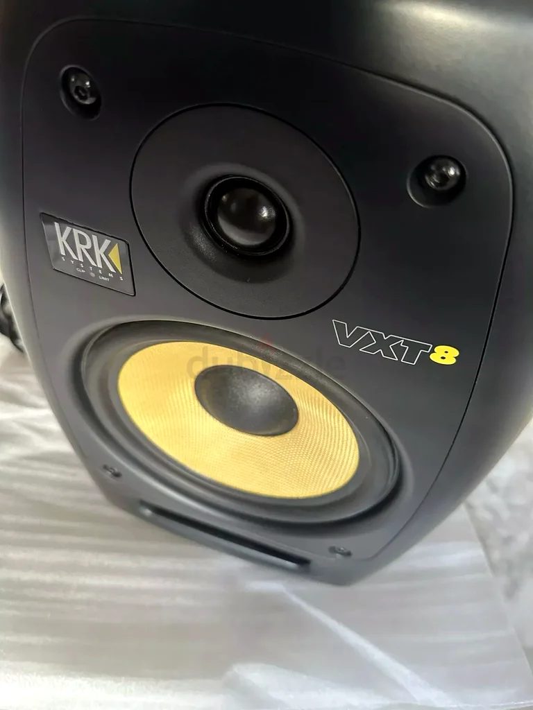KRK VXT8 studio monitors63209843386369111
