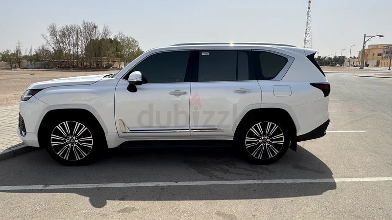 لكزس LX600 سيقنجر موديل 2024 ماشيه km50،00063225702350722112