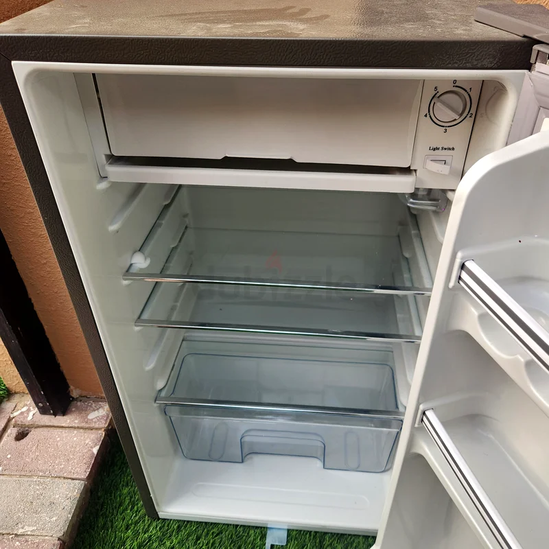 NIKAI SMALL FRIGE FREEZER FOR SALE63200165929345111