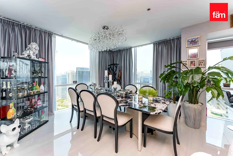 Luxury 5BR Duplex Penthouse | Unique Design63987759147779112