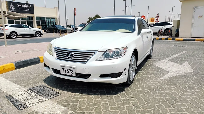 LEXUS LS460 2010 USA SPACE FULL OPTION WITH SUNROOF LEATHER SITES CROSS CONTROL VERY CLEAN CAR632257027006731129