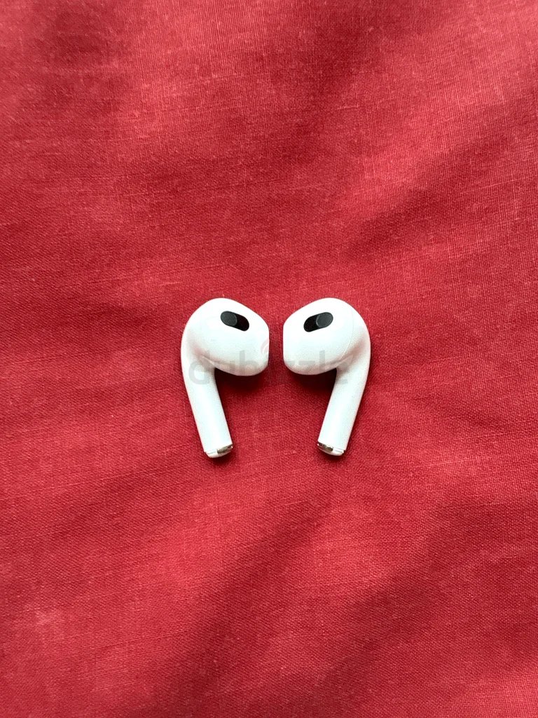 سماعات AirPods الجيل الثالث63213438144899113