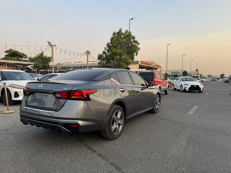 Nissan Altima 202163227258326145113