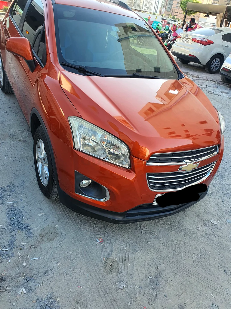 شفروليه تراكس 2016 نظيفة، طراز SUV بمقاعد جلدية جديدة، اقتصادية جدًا، تم صيانتها مؤخرًا، بأسعار معقولة633985616949781111