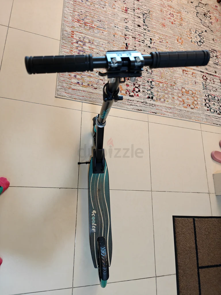 Stylish and Durable Kids Scooter for Sale63197145774082114