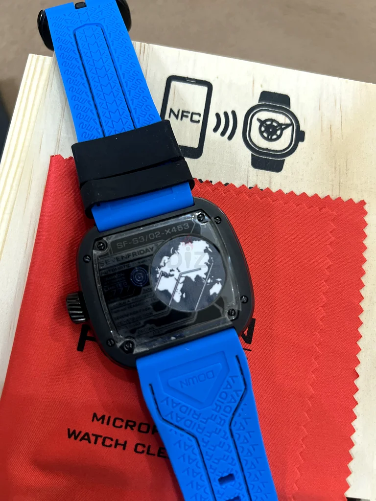 SEVENFRIDAY PS3/0463201692504451111