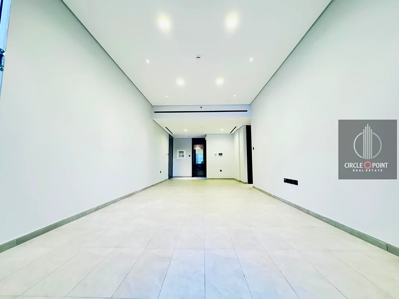 شقة جديدة بالكامل - مطبخ مجاني مع الأجهزة - غرفتي نوم + غرفة خادمة - قريبة من المترو63767946521347114