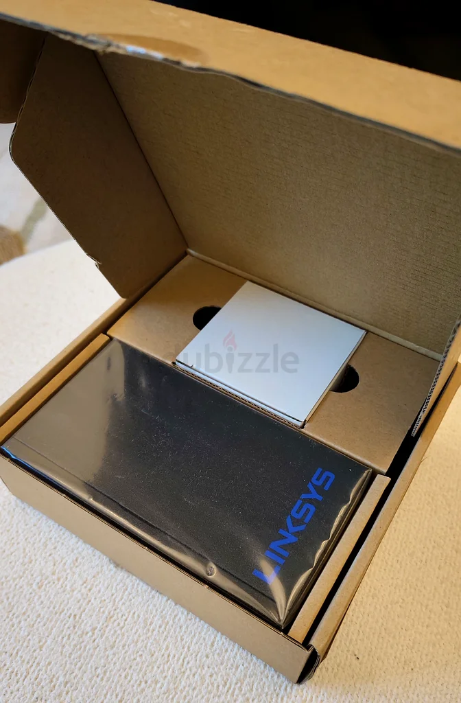 Linksys LGS108 – 8-Port Business Switch – AED 100 • BRAND NEW - in Box.63196148542978112