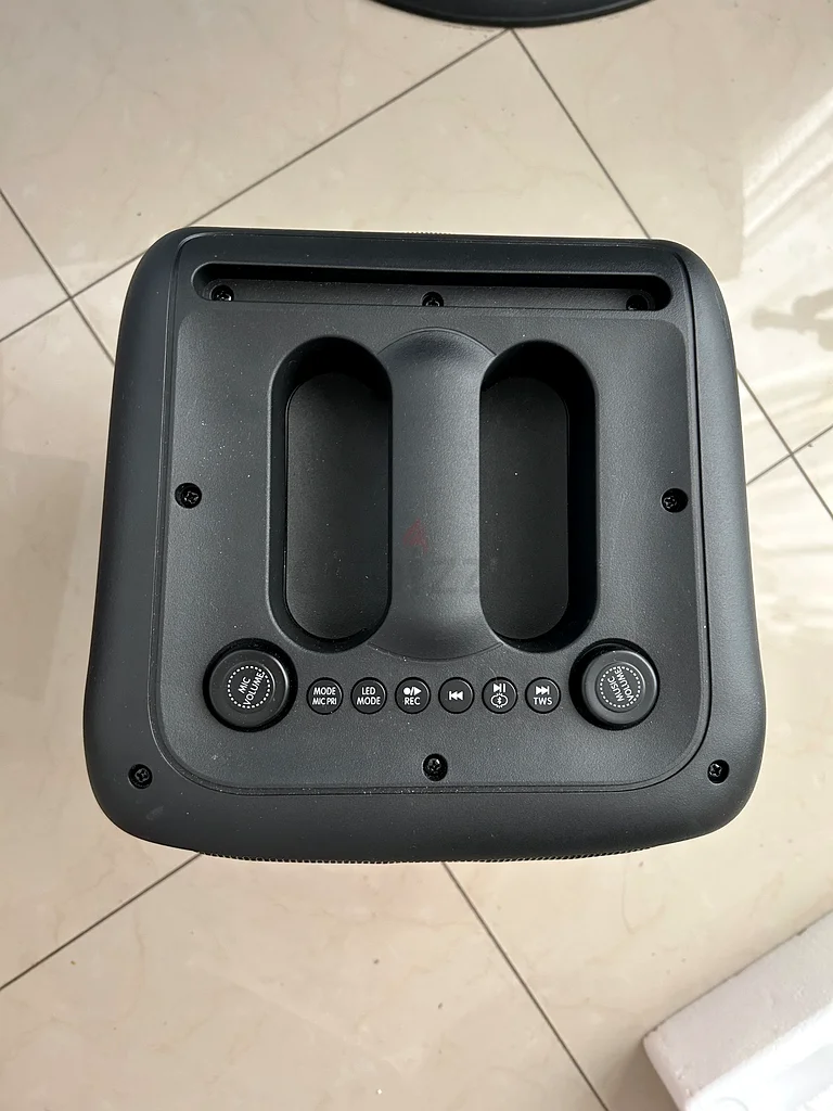 Portable Speaker incl. 2 mics63195634764674112