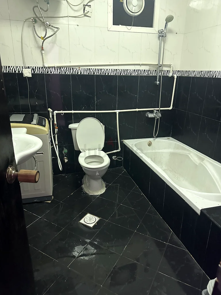 Couple partition available for rent63220800619394111