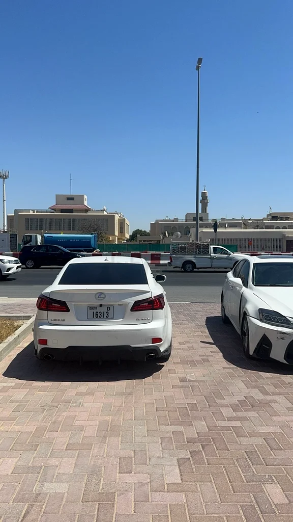 لكزس هي 25063226219810946112