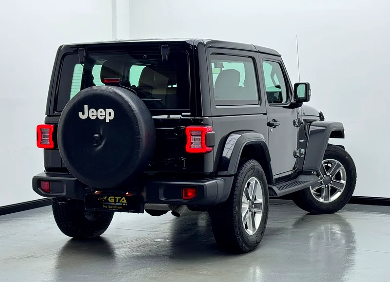 2021 Jeep Wrangler Sahara, 1-Year Warranty, Full Service History from Agency, GCC63398598352898113
